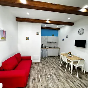 https://apt-o-vasc-e-san-gennaro.hotels-amalfi.com